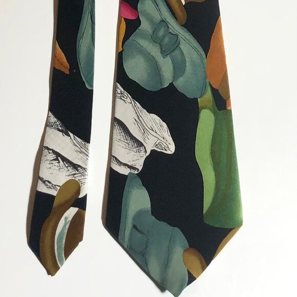 Unleash Your Inner Artist:Bold Abstract Beyond the Ordinary Elevate Your Look ! - Picture 1 of 7